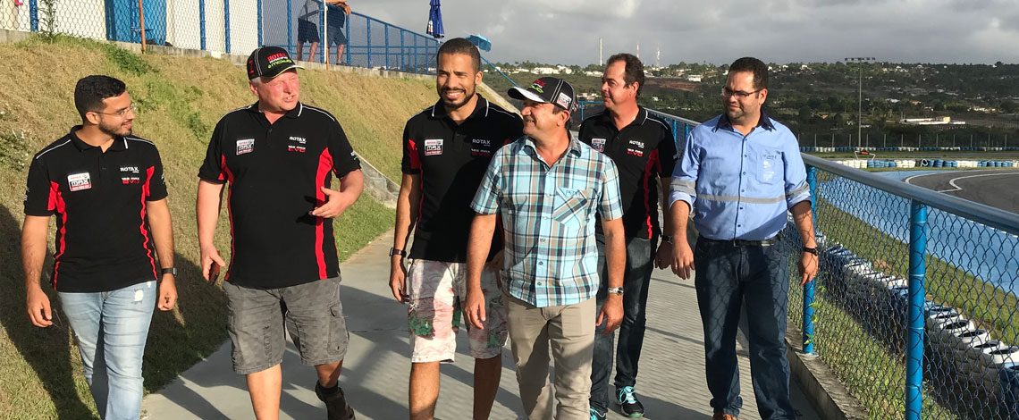 Circuito Paladino recebe visita dos organizadores do Campeonato Mundial de Kart