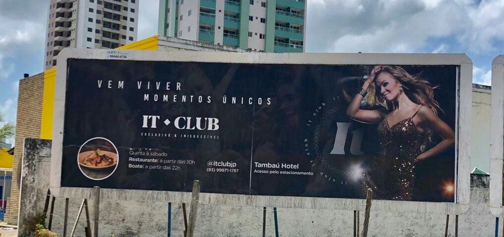 It Club nas ruas