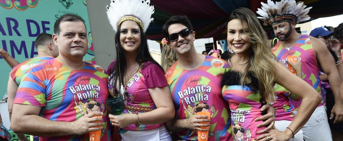 Carnaval de Pernambuco atrai turistas com grandes camarotes e culinária magnífica