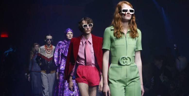 Gucci anuncia mudança: abandona o calendário da moda e passará a fazer dois desfiles por ano