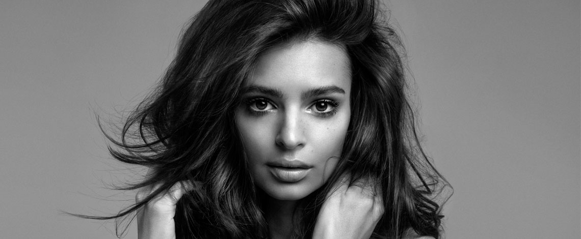 Emily Ratajkowski: cool, confiante e de espírito livre