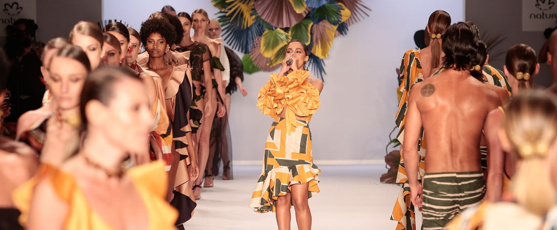 Brasil com Z: O desfile da Água de Coco no SPFW N45