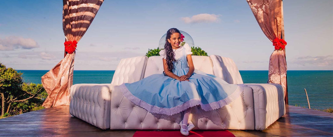 Mariah Yohana recebe participantes do The Voice Kids em sua festa de 10 anos