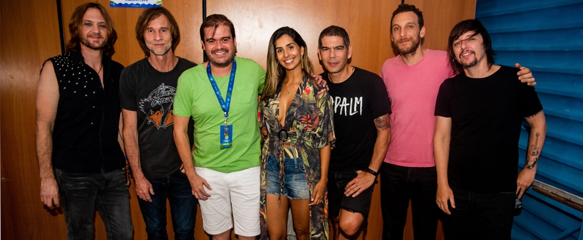 Nas areias do Lovina Beach Club in Mykonos, Rock Sunset fechou o verão no litoral paraibano