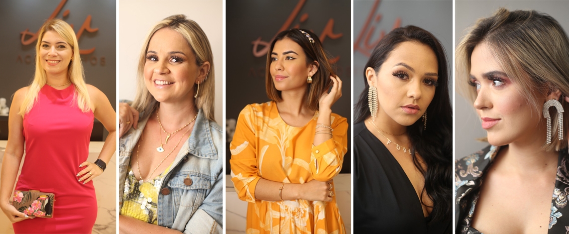 Elas se encantaram com as bijoux da LIV Acessórios