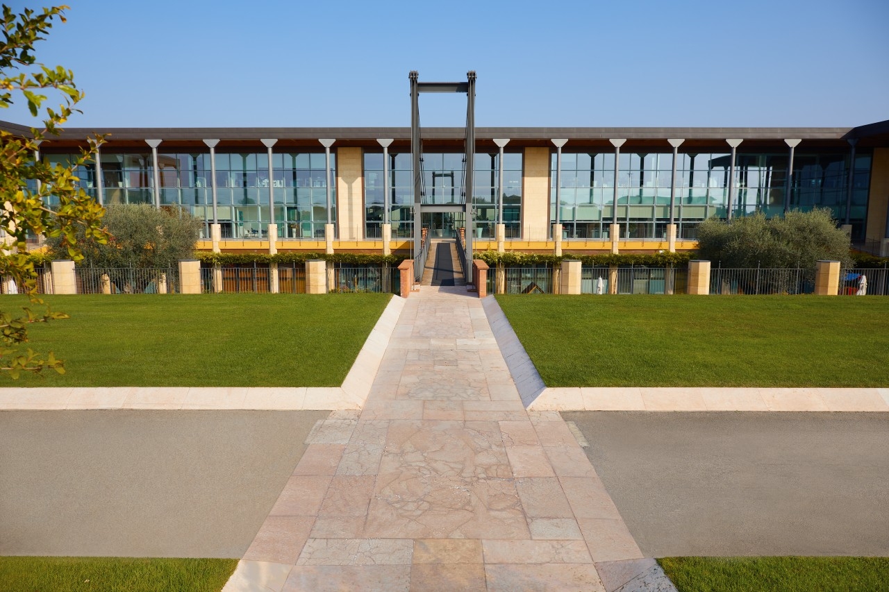 Marcas italianas de luxo se mobilizam em virtude do Covid-19