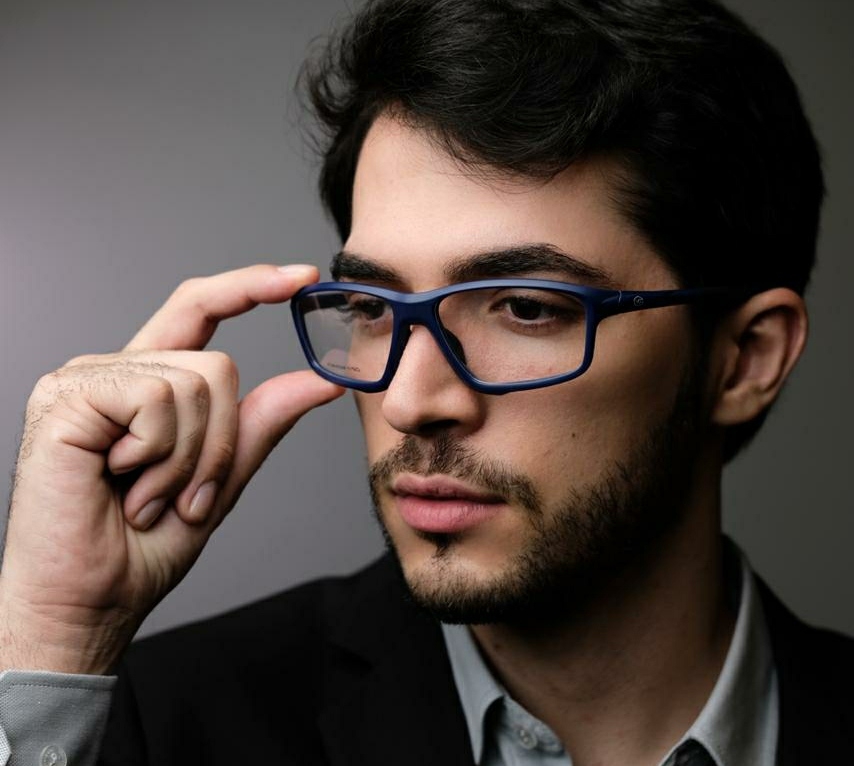 Blogueiro lança coleção