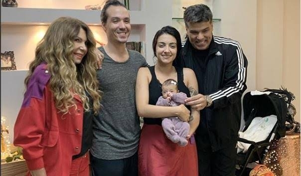 “Mêsversario”