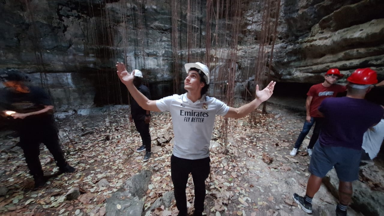 Visita ao maior Lajedo de Cavernas do RN