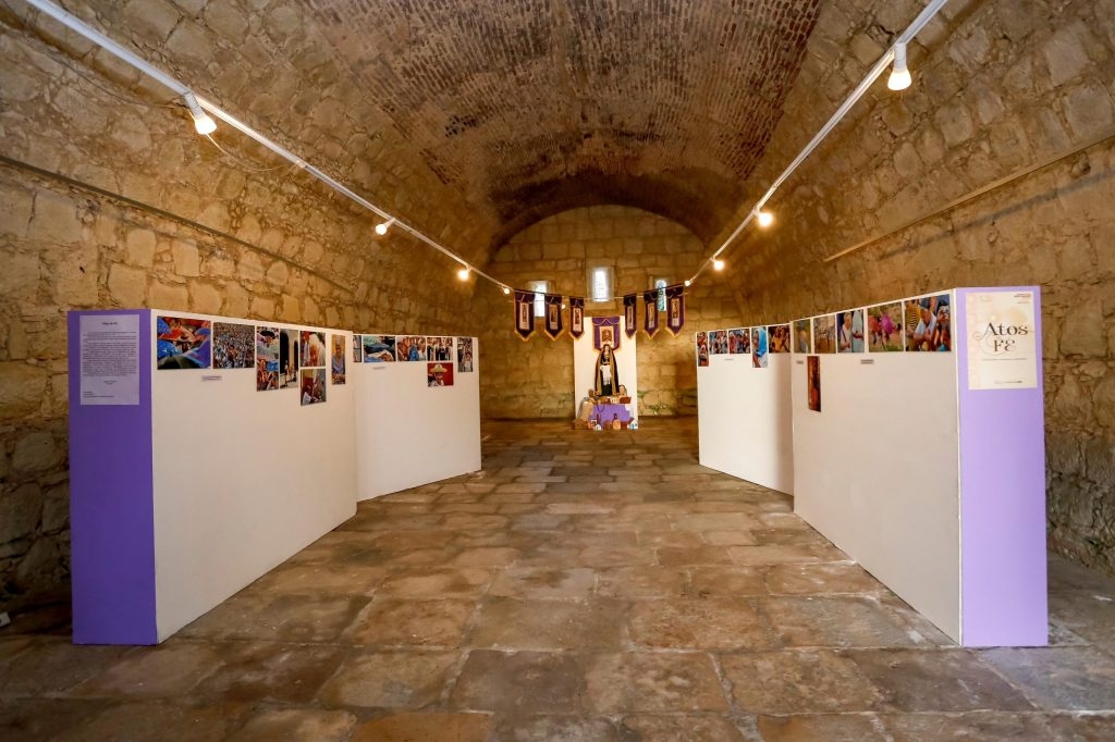 Exposição ‘Atos de Fé’