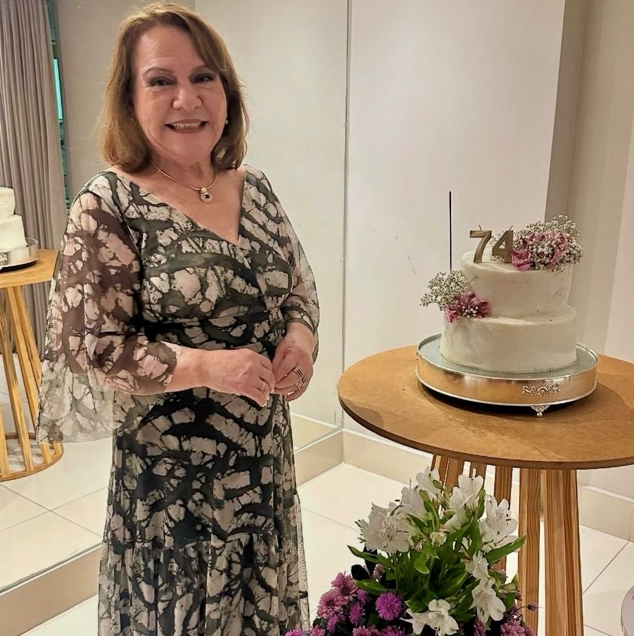 Marlene Costa festeja nova idade