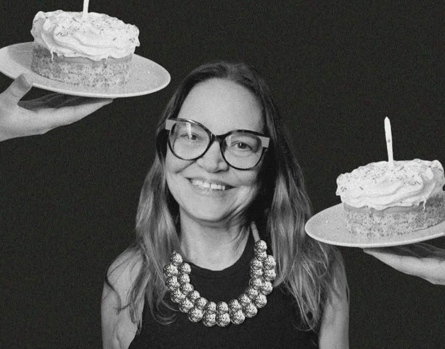 Assustado comemora 24 anos com edição especial