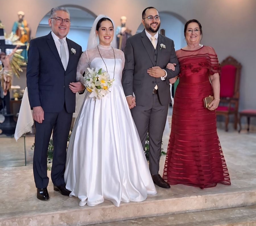 O sim de Karina e Leonardo