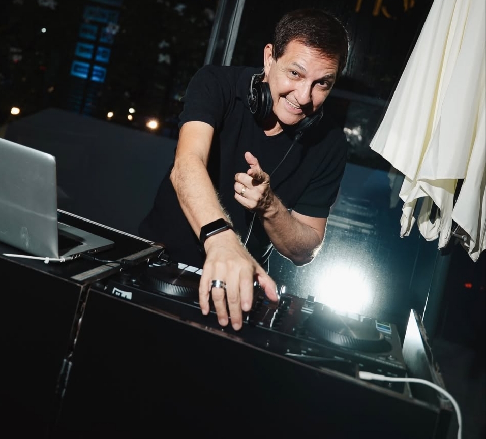 Noite de Cinema com DJ Vilarim