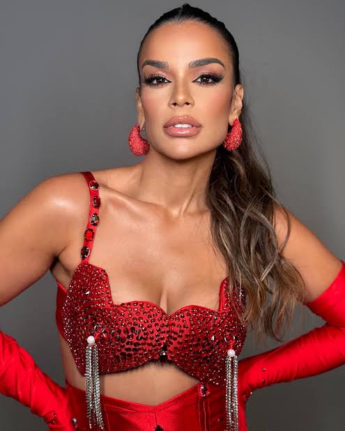 Baile Vermelho e Branco