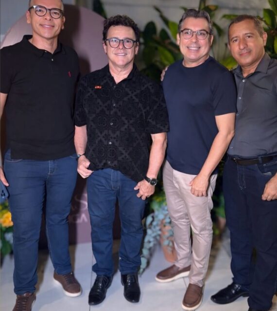 Exposição ‘A Alegria da Festa’ apresenta 34 obras de Clóvis Júnior