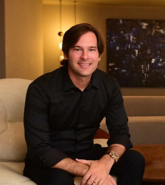 André Penazzi recebe prêmio “Amigo do Guia”