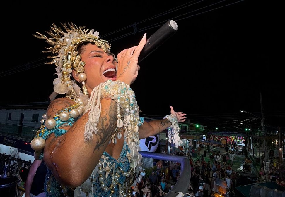 Myra Maya encerra agenda de Carnaval 2026