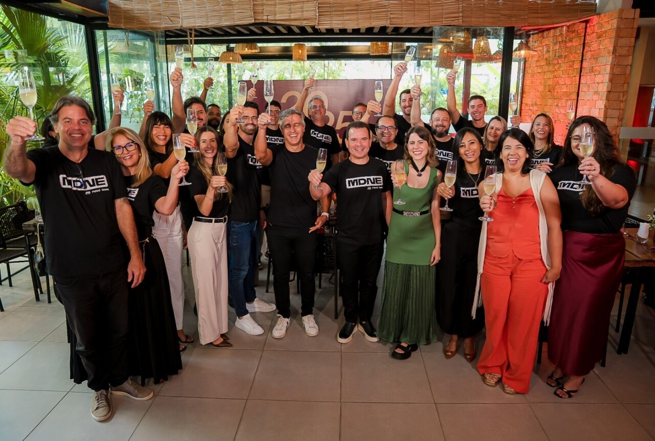 Moura Dubeux premia corretores da Paraíba