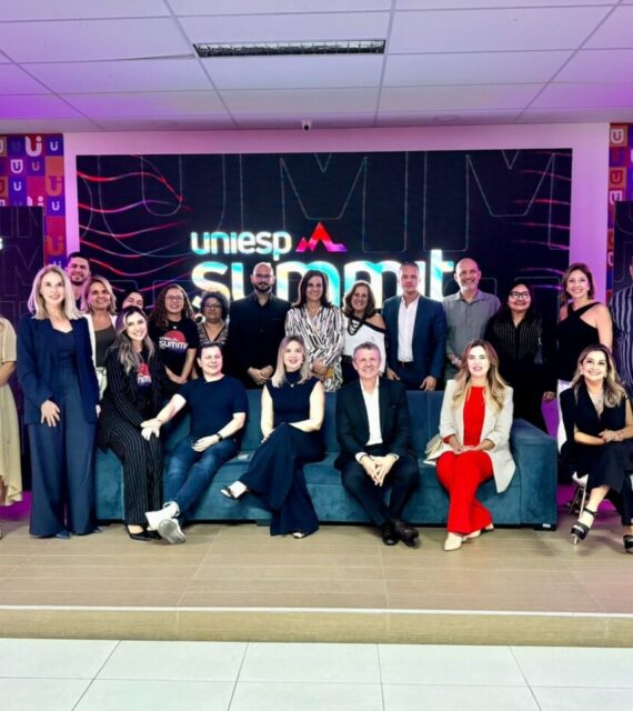 Debate no Uniesp Summit