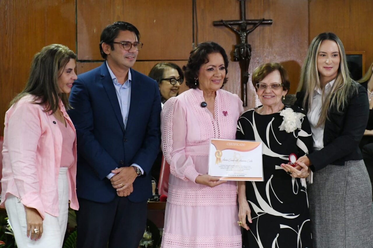 Homenagem à Áurea Cavalcanti Amorim Soares