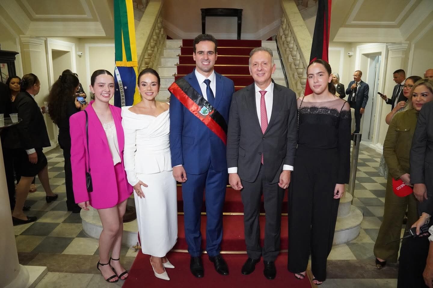 Lucas Ribeiro assume o comando do Estado