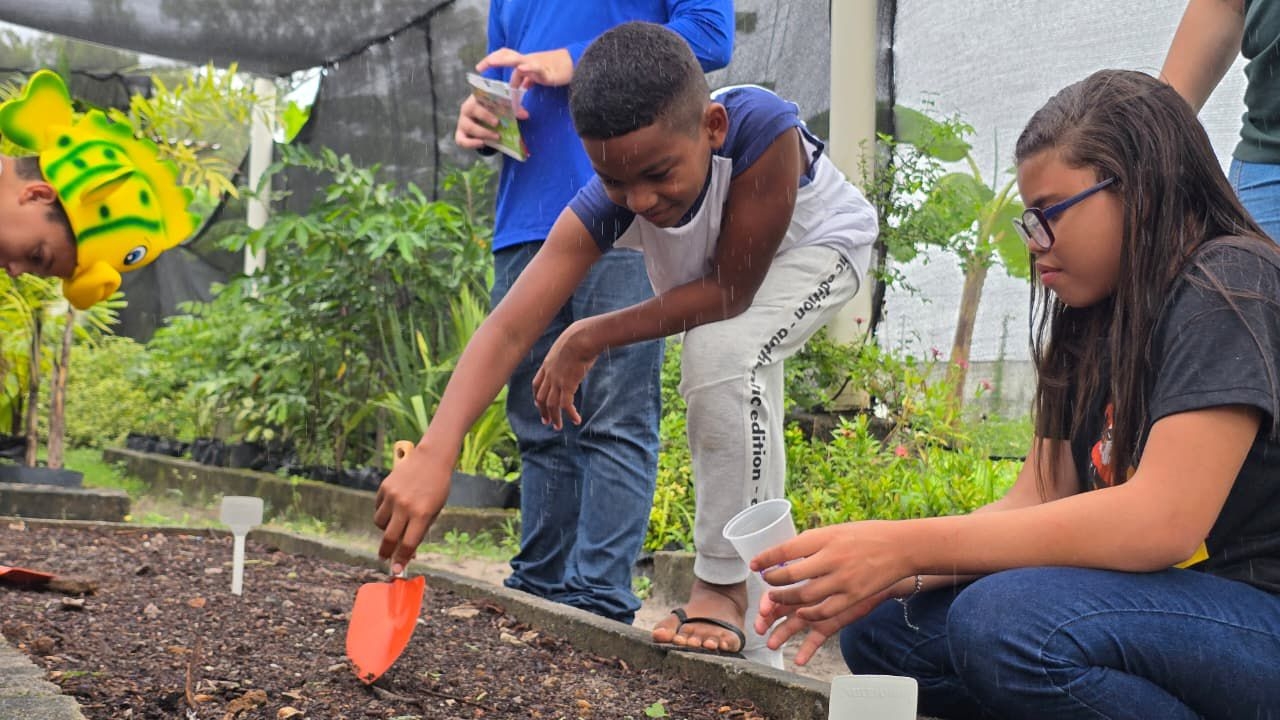 Construtora A2R2 apoia campanha “Amigo das Árvores e da Natureza”