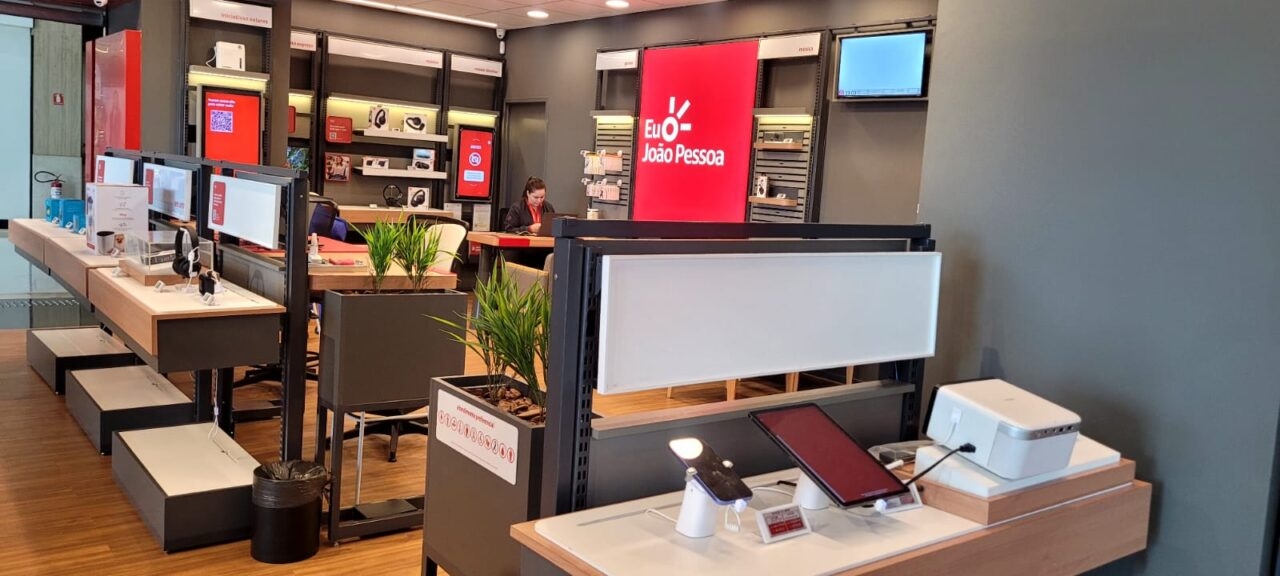 Claro lança novo conceito de lojas na Epitácio Pessoa