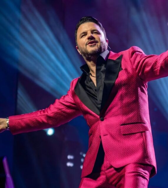 Maurício Manieri celebra sua história