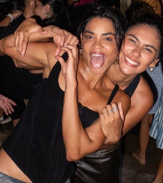Lucy Alves está namorando Julia Britz