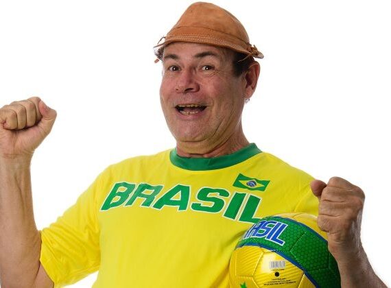 Zé Lezin chega ao Teatro Severino Cabral