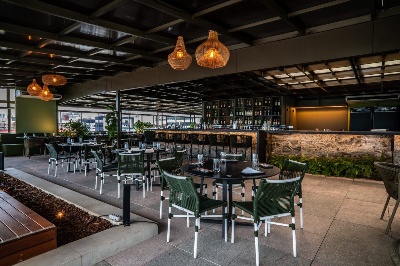 Espaço versátil para eventos com vista panorâmica