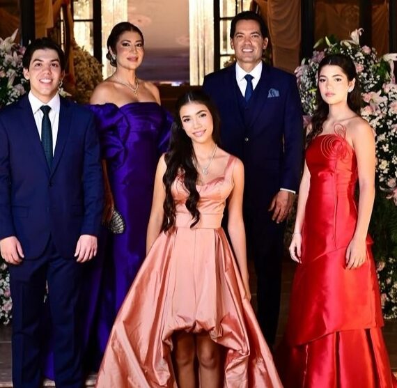 Os 15 anos de Nicole Holanda