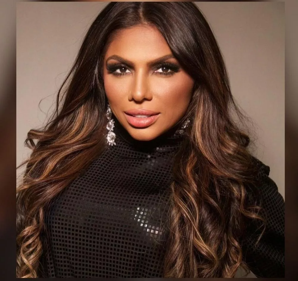 Priscila Lima Lança BARÔ BEAUTY em Patos