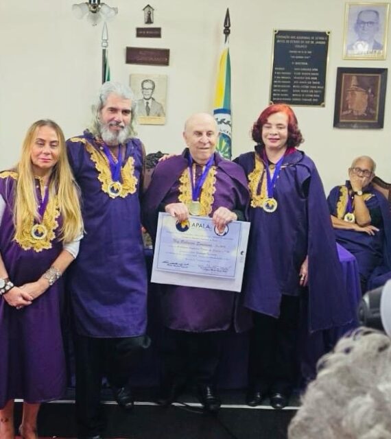 Ney Suassuna é Acadêmico Honorário da APALA