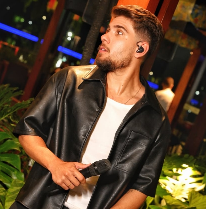 Nuzio Medeiros grava DVD em Patos