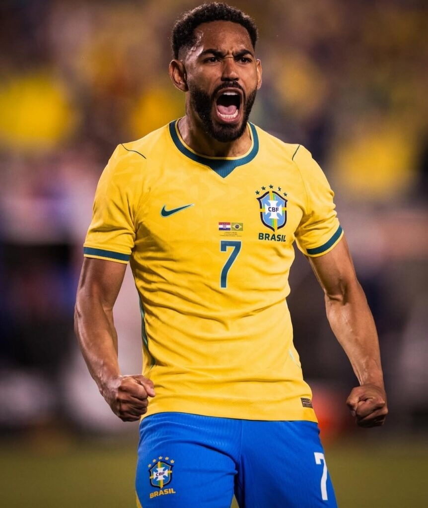 Matheus Cunha revela torcida pela Fundação Campeões do Amanhã