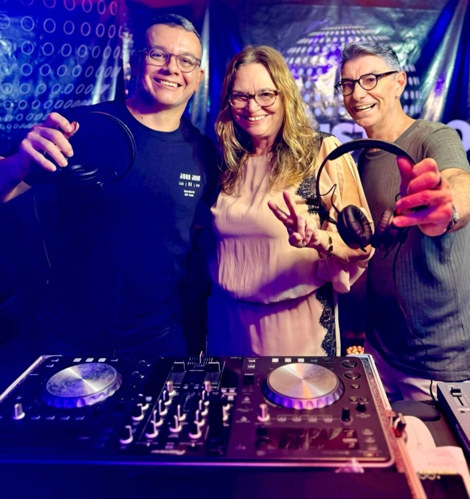 Assustado de Ruth Avelino celebra o vinil