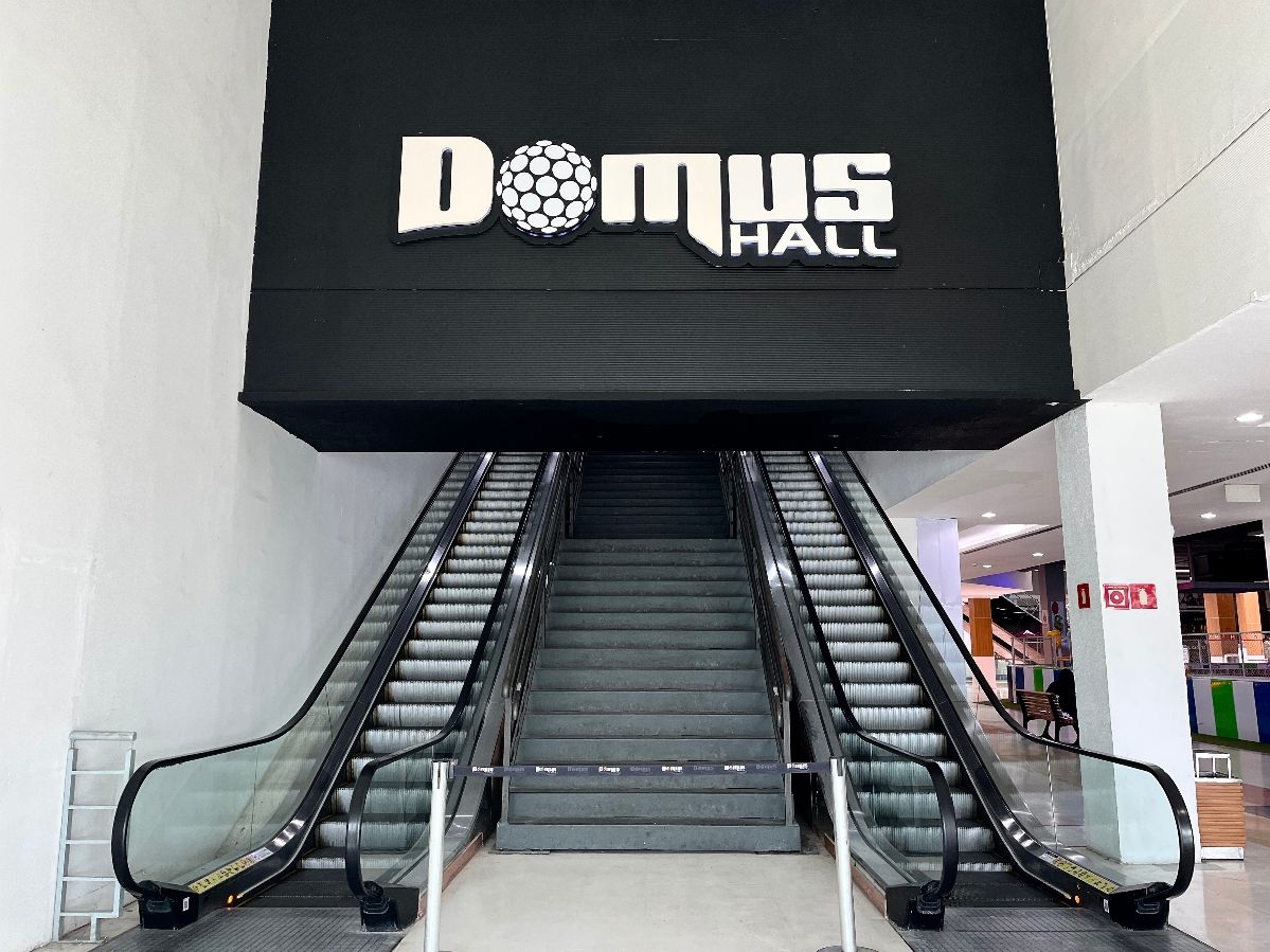 Domus Hall encerra suas atividades
