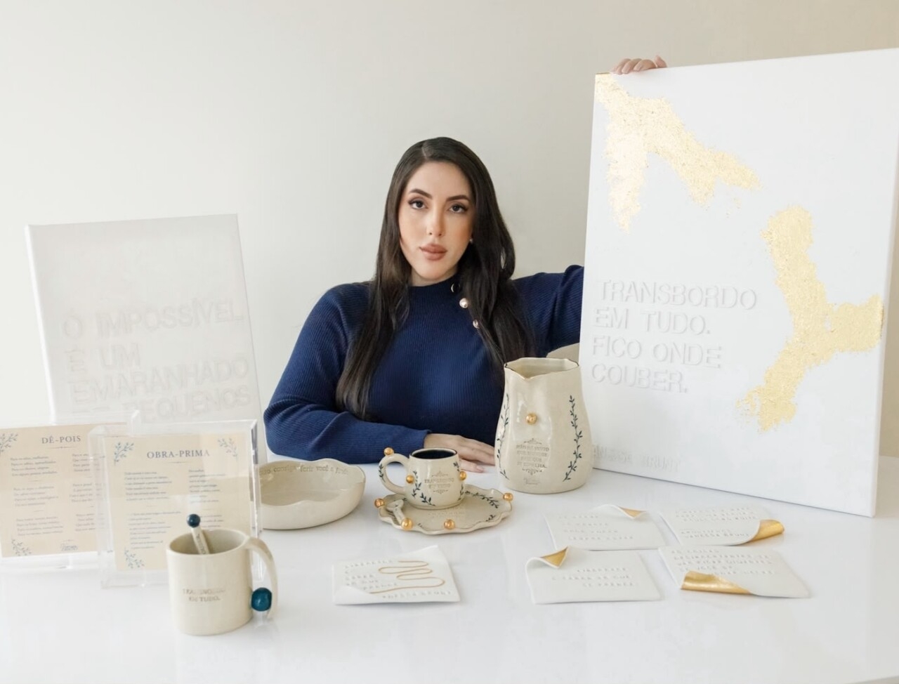 Marca transforma literatura em peças artesanais